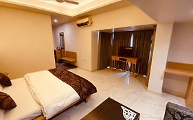 Hotel Amar Palace